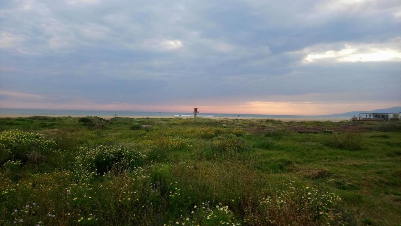 Apto Tranquilo En Casco Antiguo Appartamento Tarifa Esterno foto